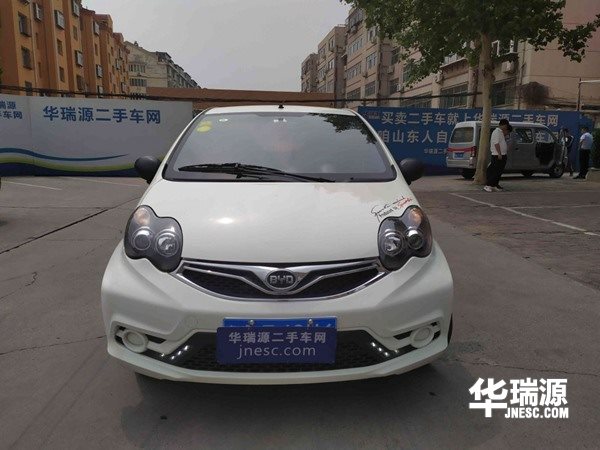 2万元二手车，比亚迪F0，经济省油，保值畅销代步小车