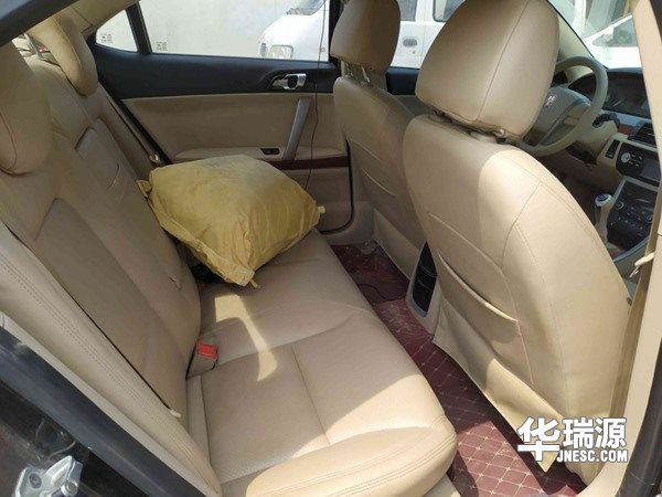 4万元买荣威550，车内空间大，动力强劲