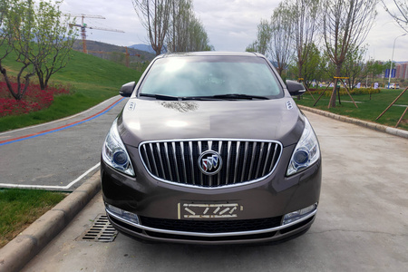 张掖二手别克GL8 2014款 3.0L SIDI旗舰版