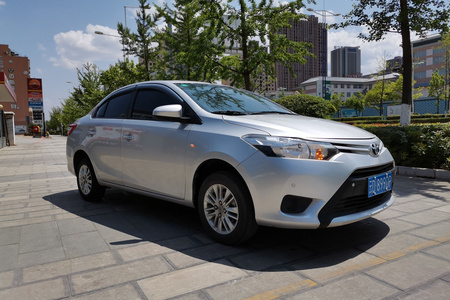 曲靖二手丰田威驰 2017款 1.3L 手动  前行版